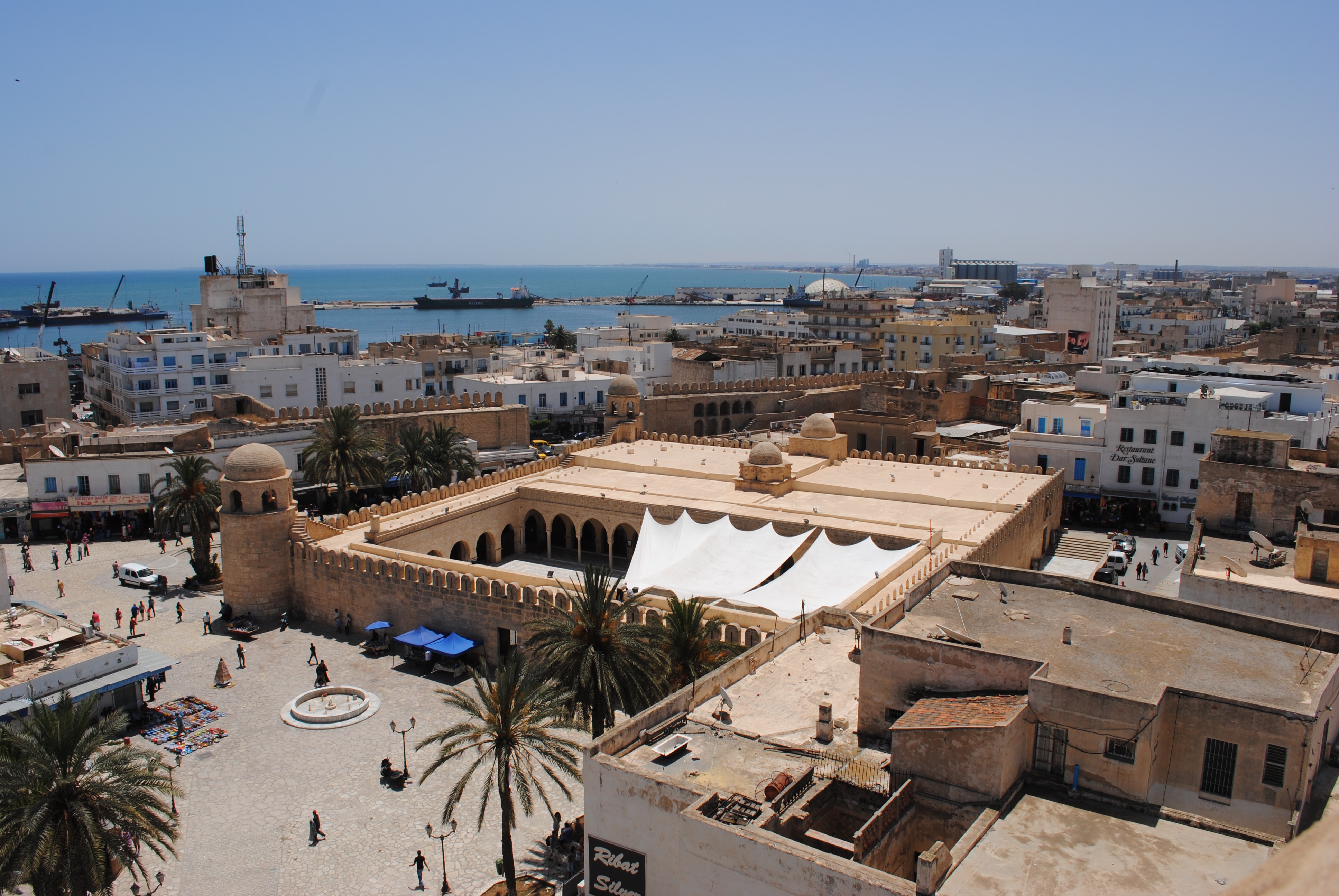 North and South Tunisia Tour Package