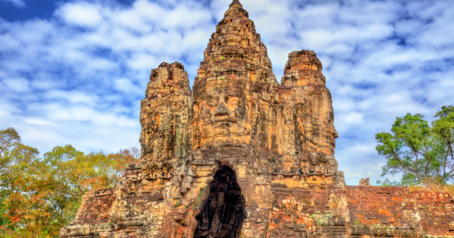 4 Days Siem Reap, Banteay Srei and Angkor Tour Package