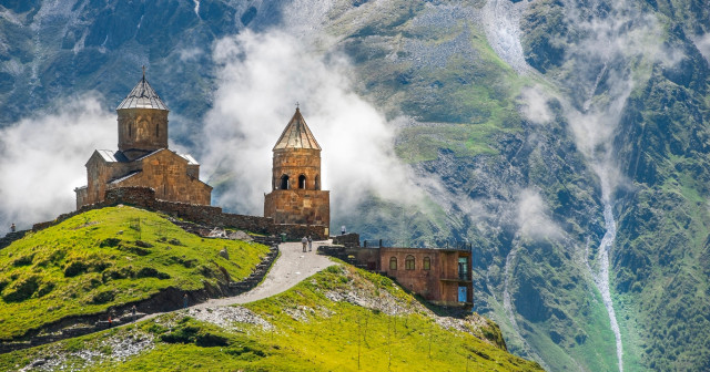 10 Days Georgia & Armenia Heritage, Mountains & Culinary Tour