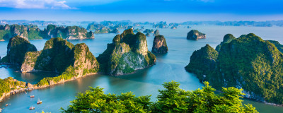 4 Days Hanoi & Ha Long Bay Overnight Cruise Shared Tour Package