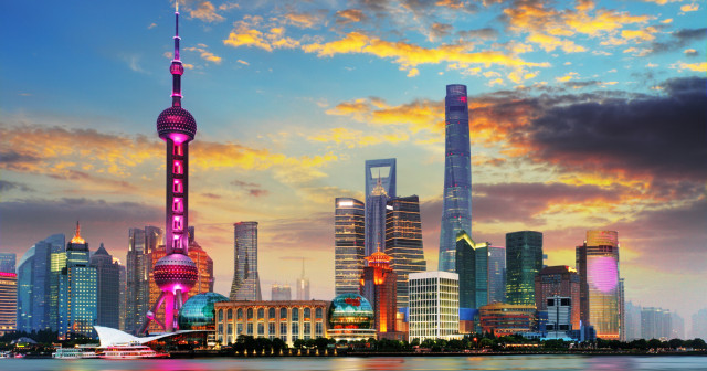 6 Days Shanghai, Disneyland and Zhujiajiao Tour Package