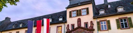 8-Day Austria Scenic Tour: Vienna, Salzburg, Innsbruck & Hallstatt with City Tours & Palace Visit