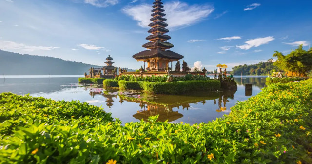Wellness Escape Bali's Beaches and Mountains