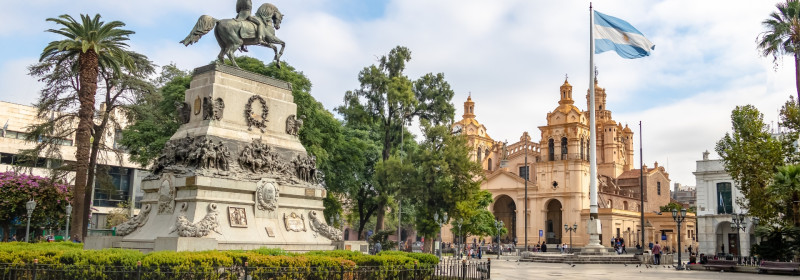 Family trip to Argentina during November school holidays