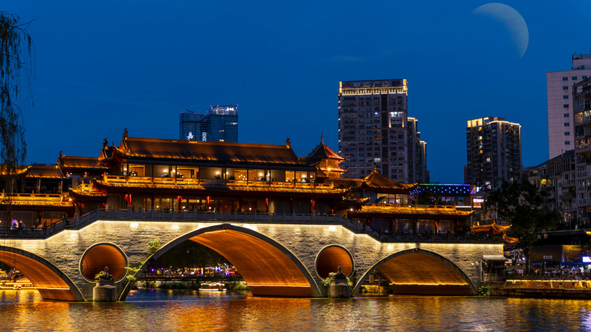 Is Chengdu Muslim friendly? A practical guide to halal food, mosques and where to stay