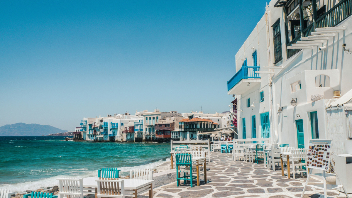 7 tourist hotspots you should never visit