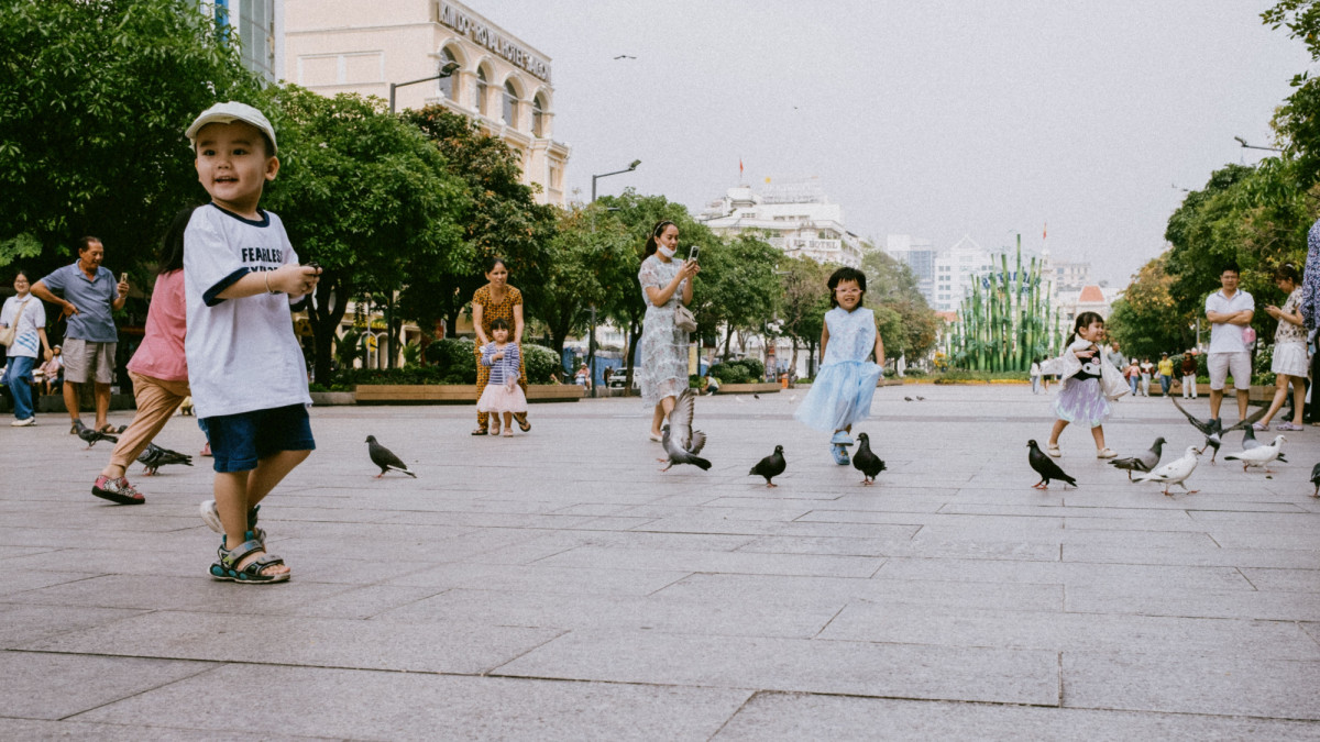 7 Mistakes Parents Make When Booking November School Holiday Trips