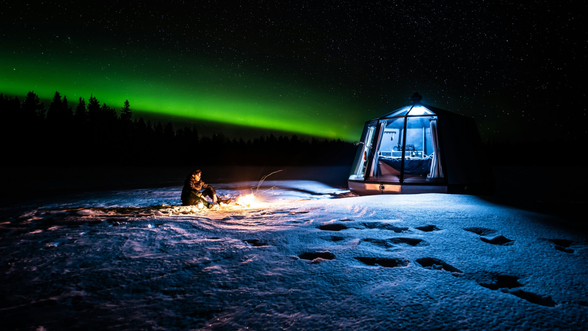 Finland vs Iceland: Which Northern Lights Trip Should You Choose?