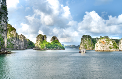 4 Days Hanoi & Ha Long Bay Overnight Cruise Shared Tour Package highlight 4