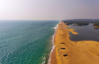 12 Day Enchanting Kerala Tour Package with Munnar Tea Gardens and Alleppey Houseboat highlight 1