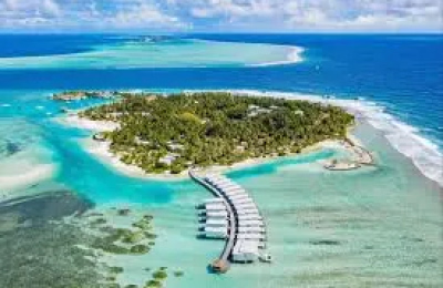 Maldives Family Escape: Kids Dine Free Offer highlight 1