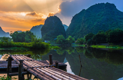 5 Days Hanoi, Ha Long Bay & Ninh Binh Tour Package highlight 2