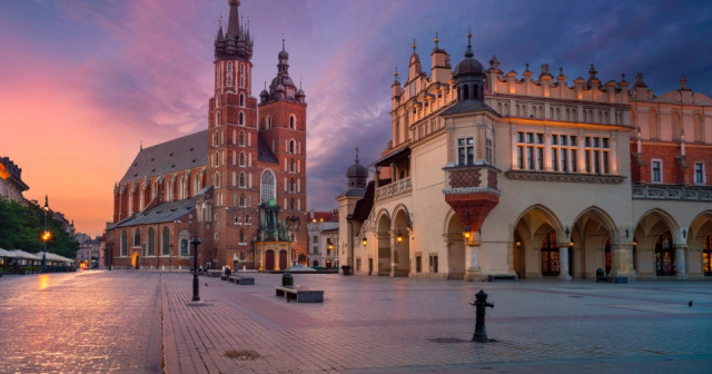 Central Krakow City Break Tour in 2 nights