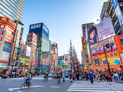 A Tokyo getaway! Explore Harajuku, and Shinjuku’s shopping districts before or after the concert!
