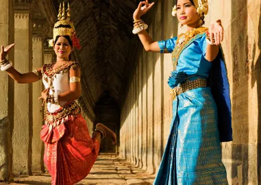 Siem Reap Cultural Escape: Angkor Wat, Floating Village & Countryside Temples