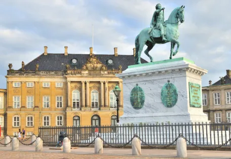 Day 4: Copenhagen – Hop-On, Hop-Off Bus and Boat Tour