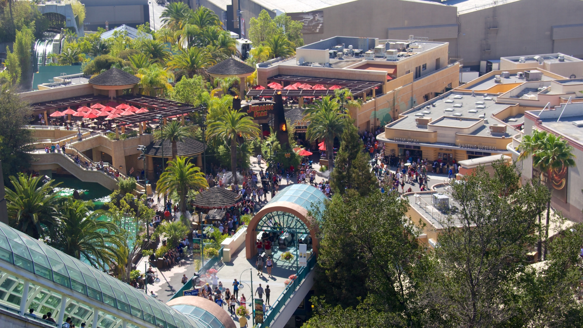 Los Angeles & Anaheim Vacation: Disneyland, Universal Studios & Hollywood Tour Package