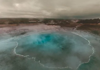 7 day Iceland Family Tour with Tourist Hotspots