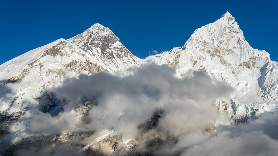 Day 10: Hike to Kalapattar (5545m.) and back down to Pheriche(4240m), 15.9 km. 7-8 hours.