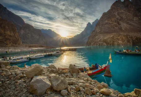 Day 06: Hunza (6-8h journey)