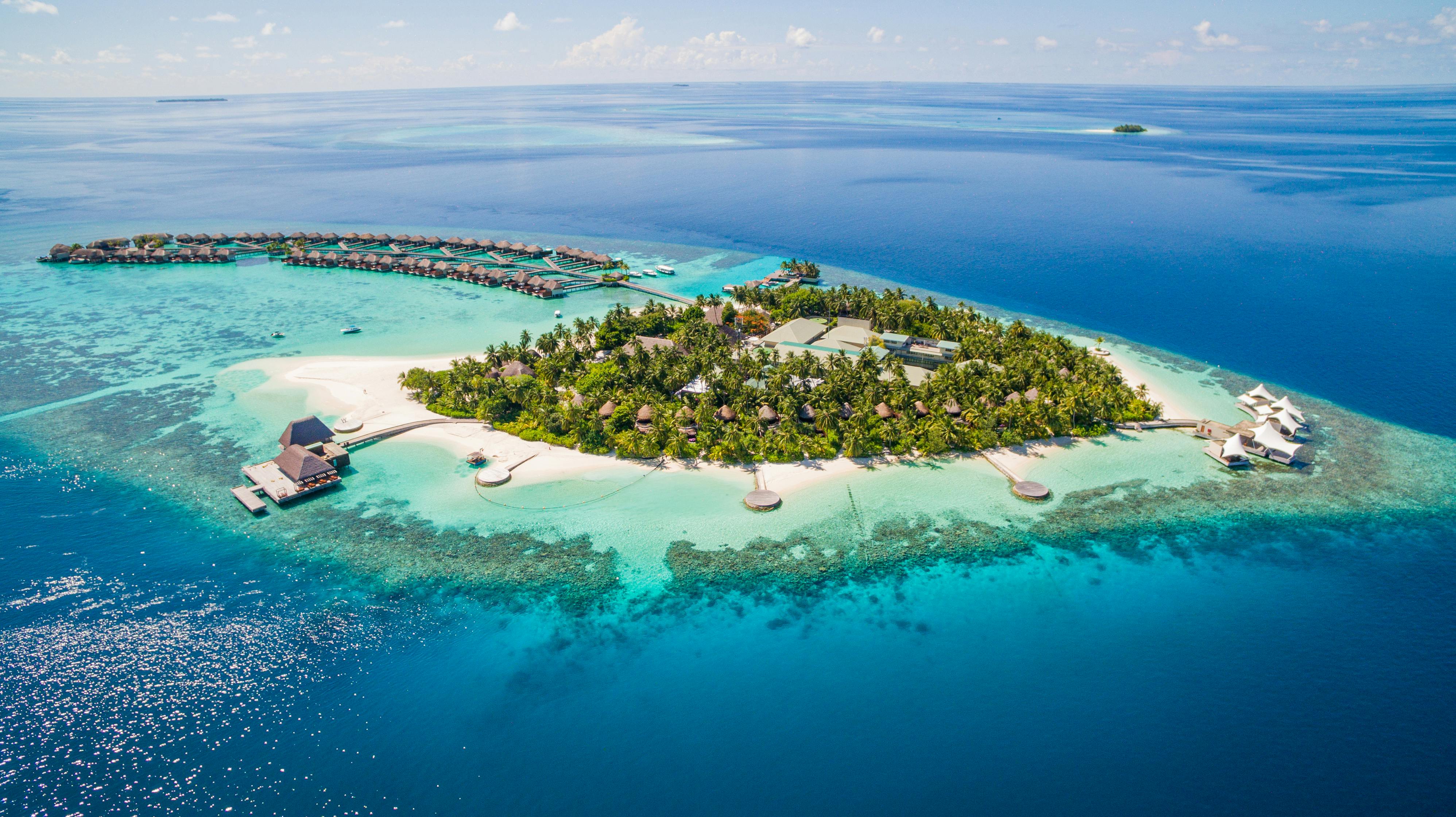 SPLASHING SALE OFFER: Maldives Hard Rock Package