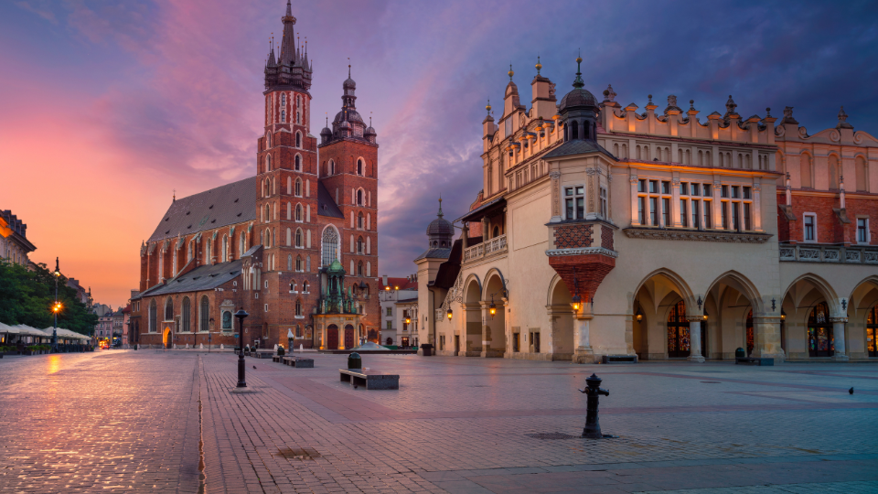 Central Krakow City Break & Auschwitz Tour in 2 nights