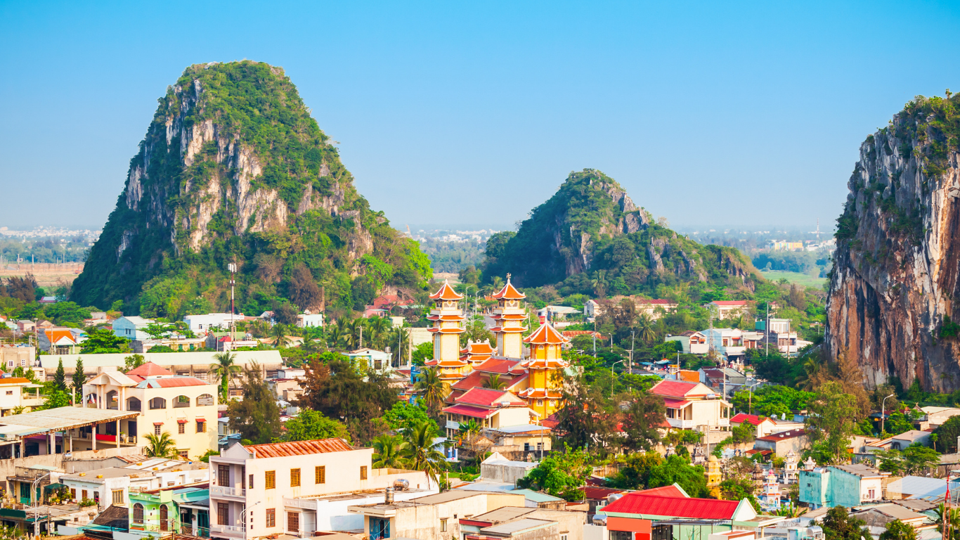 5 Days Central Vietnam Tour from Hue to Hoi An and Da Nang
