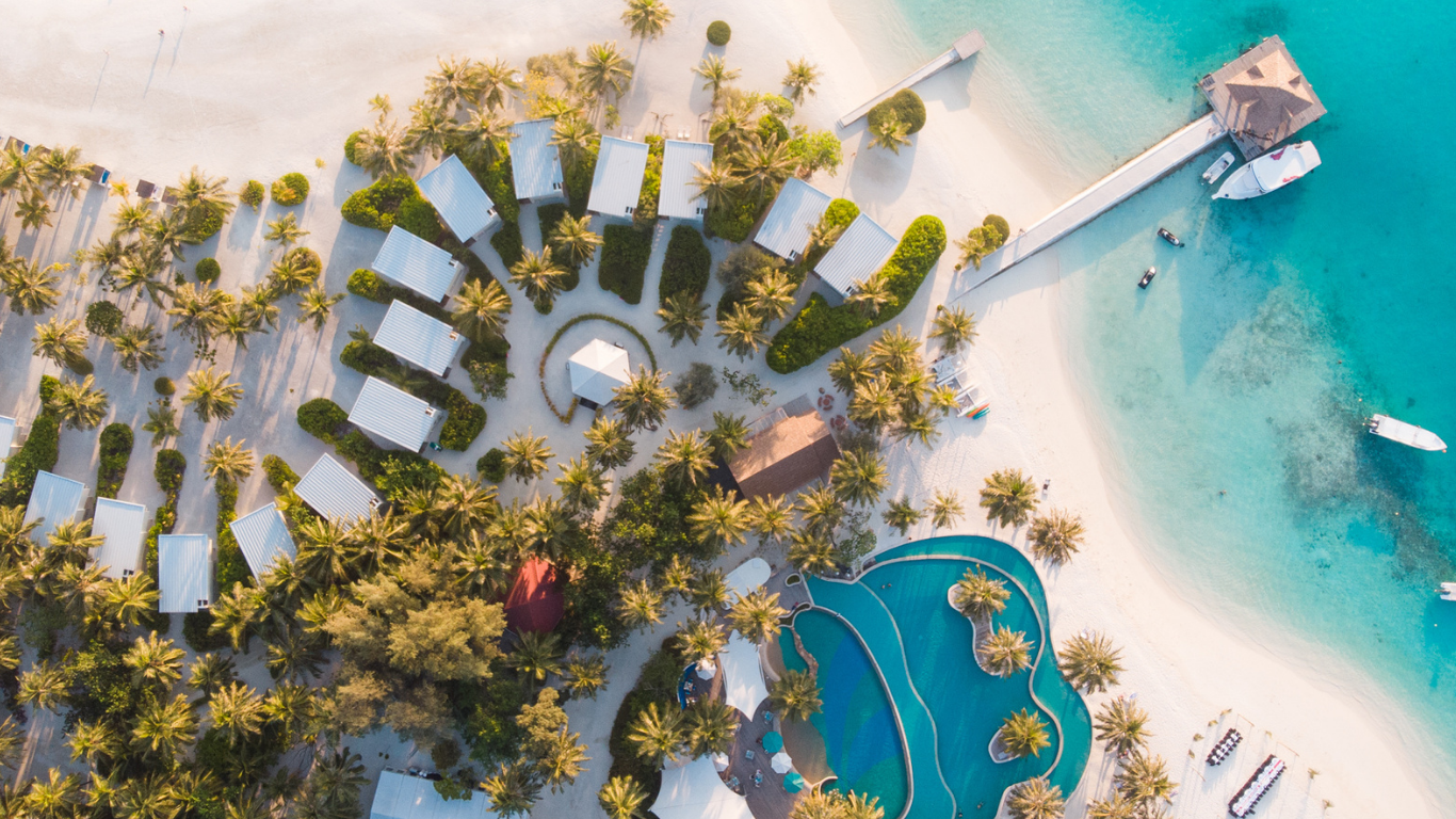 4 Days Family Holiday at Holiday Inn Resort Kandooma Maldives