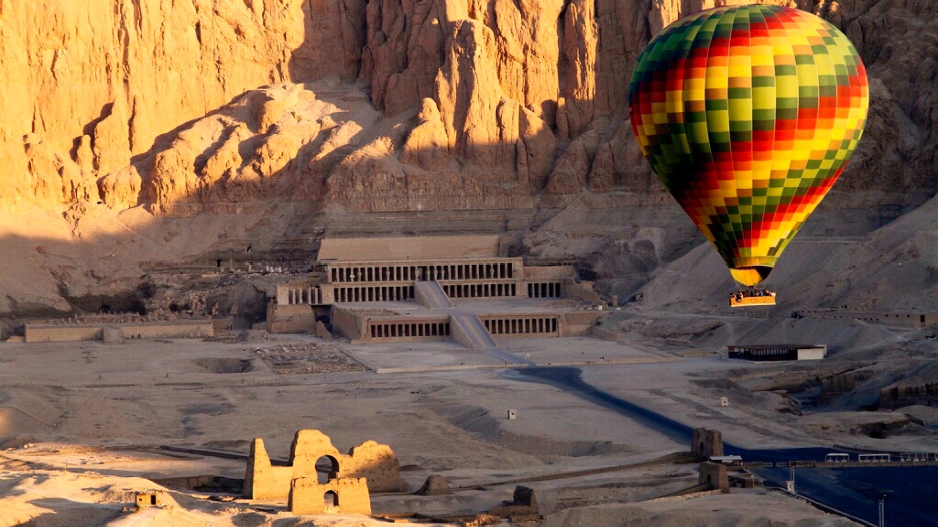 8 Day Cairo & Nile Cruise Egypt Halal Tour with Pyramids, Karnak & Aswan