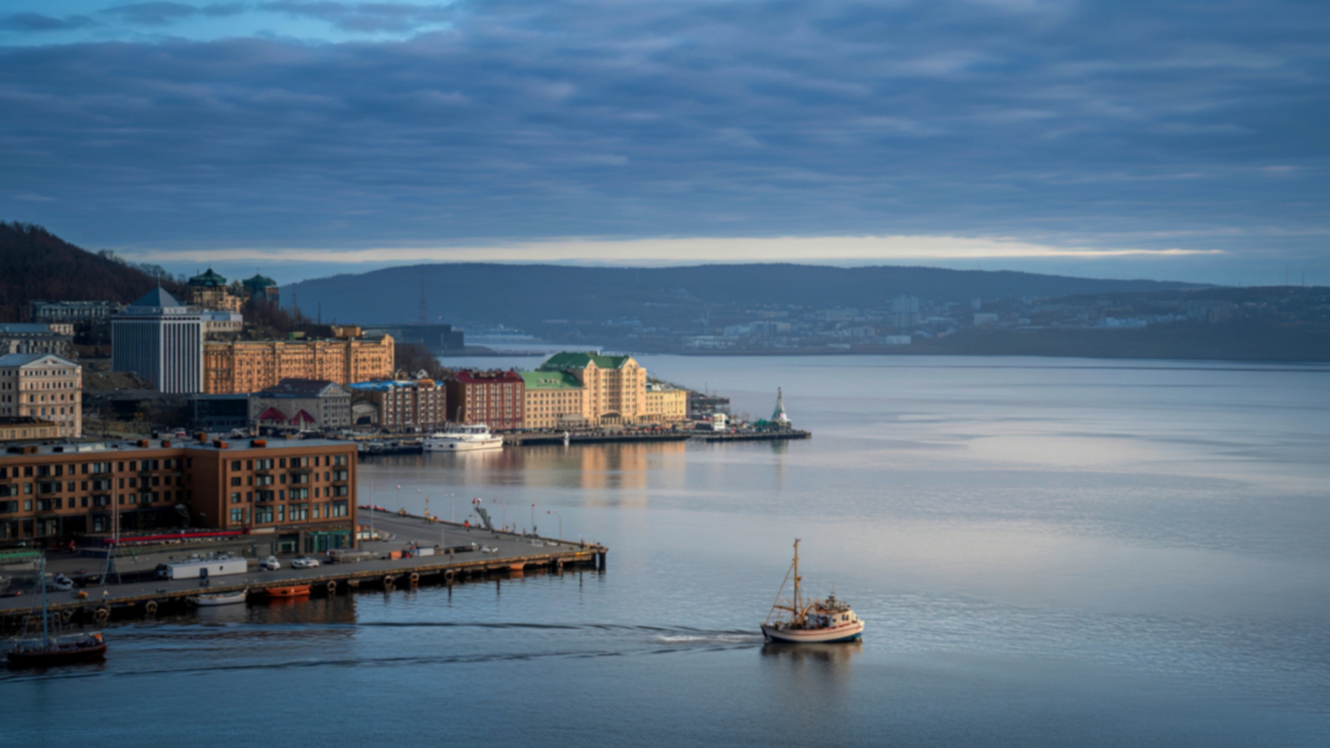 10 Day Russia Northern Lights Tour Moscow Murmansk and St Petersburg