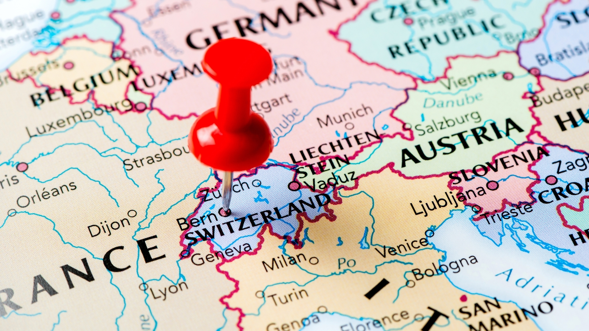 How to plan a multi country trip with Switzerland: routes that work for travellers from Singapore