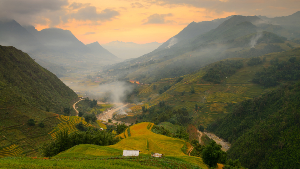 Day 07: Morning in Sapa and return to Hanoi