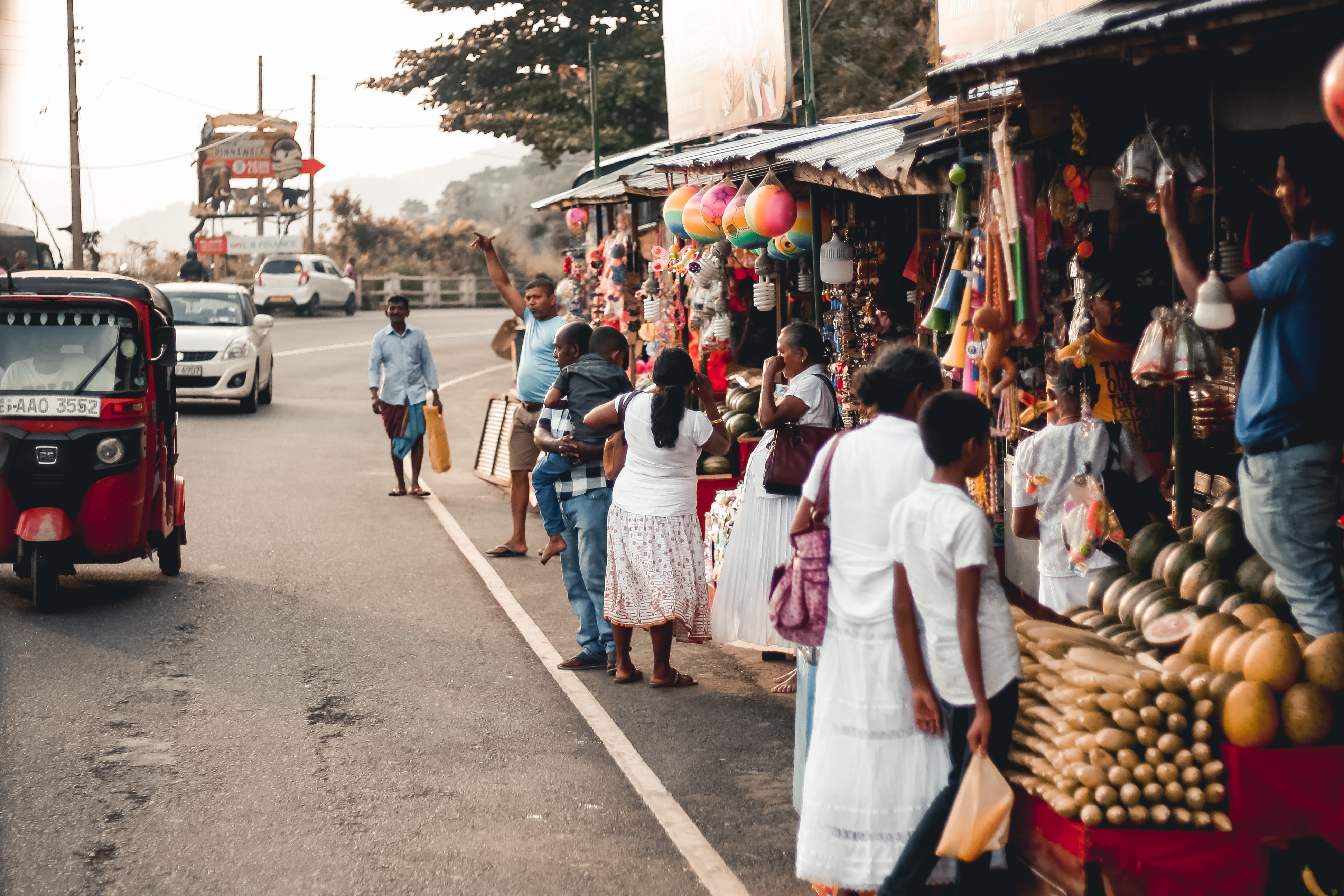 Day 08: Bentota - Colombo Sightseeing - Departure