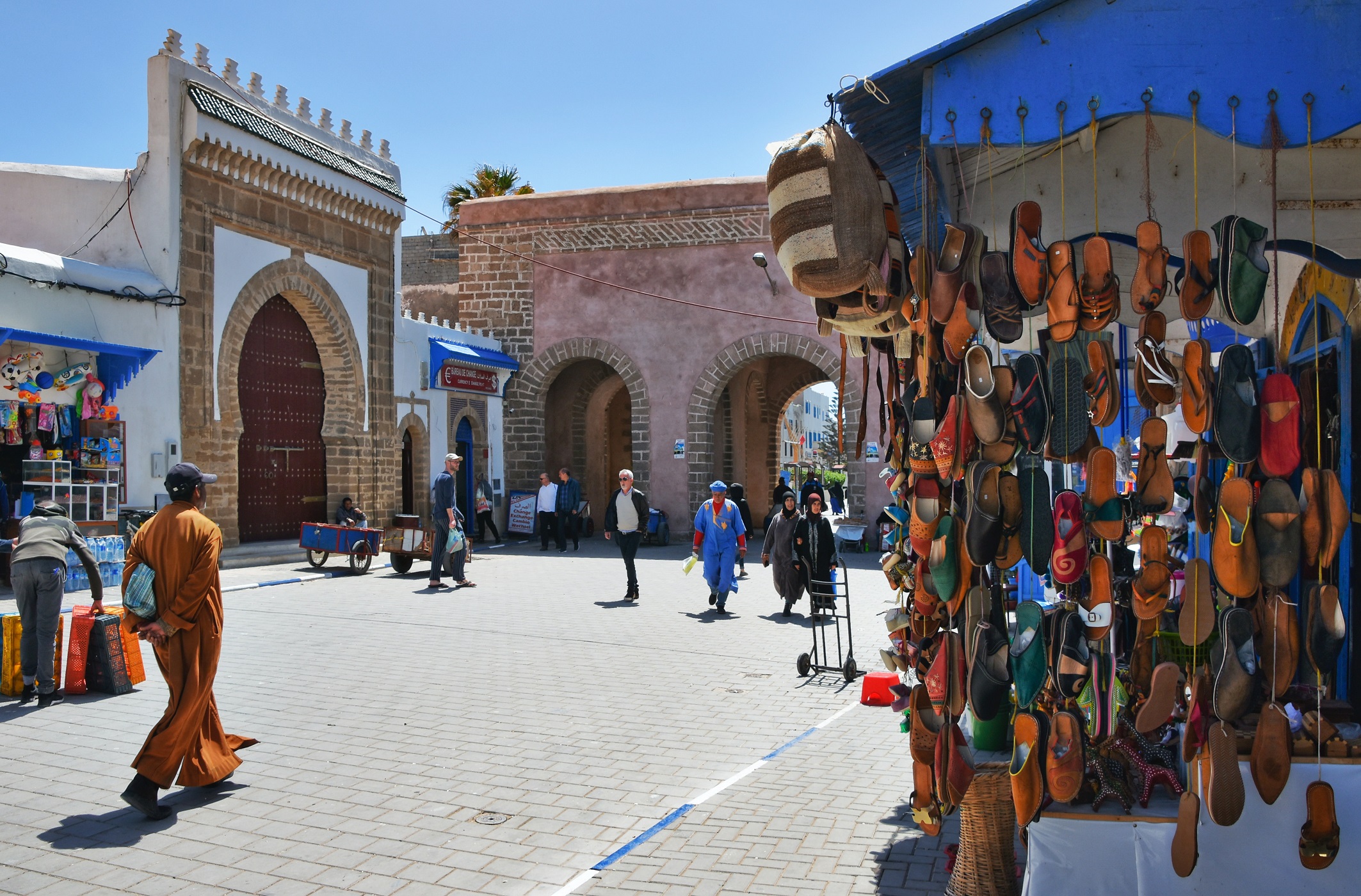 Day 02: Casablanca - Marrakech