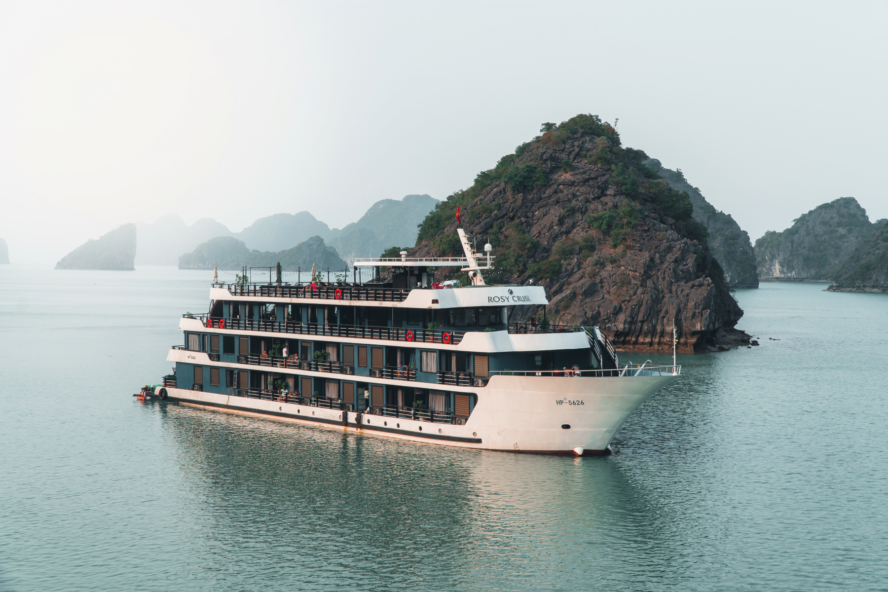 Halong Serenity: 4 Days of Tranquil Bliss
