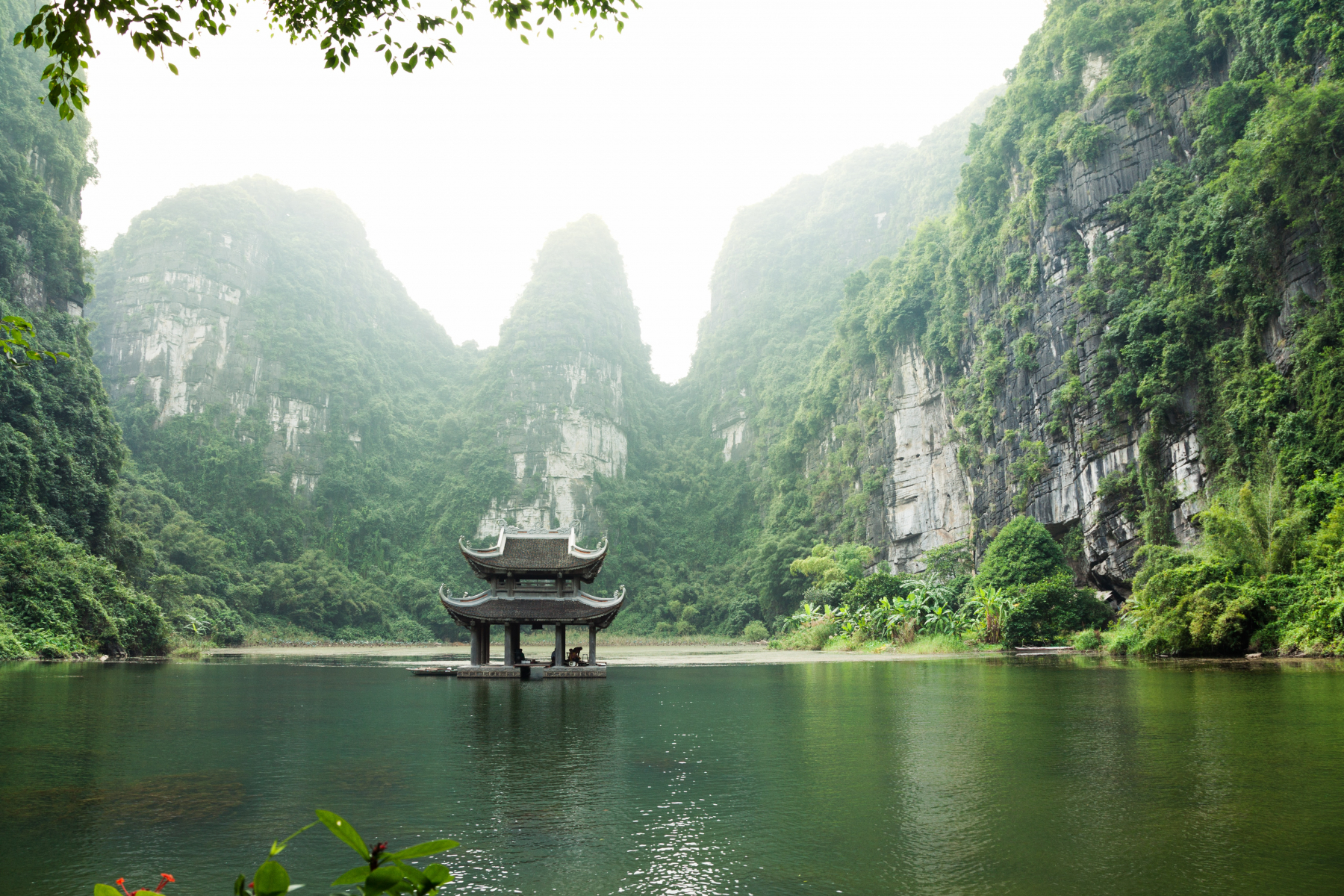 Hanoi Delights and Natural Wonders in 4 Days