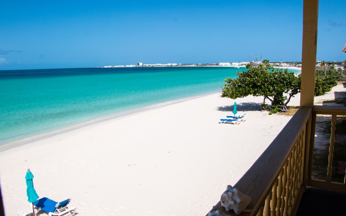 Rendezvous Bay Beach